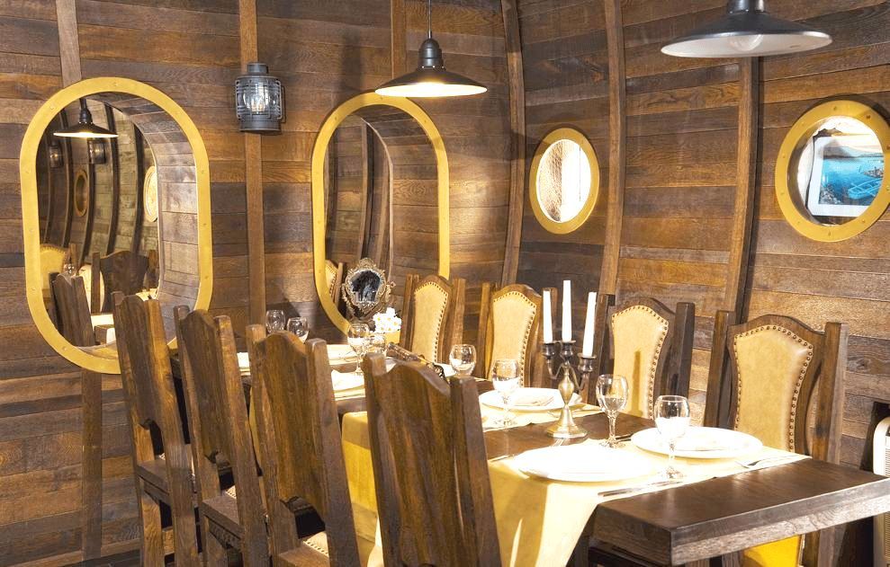 Hotel Plaza Омиш Экстерьер фото